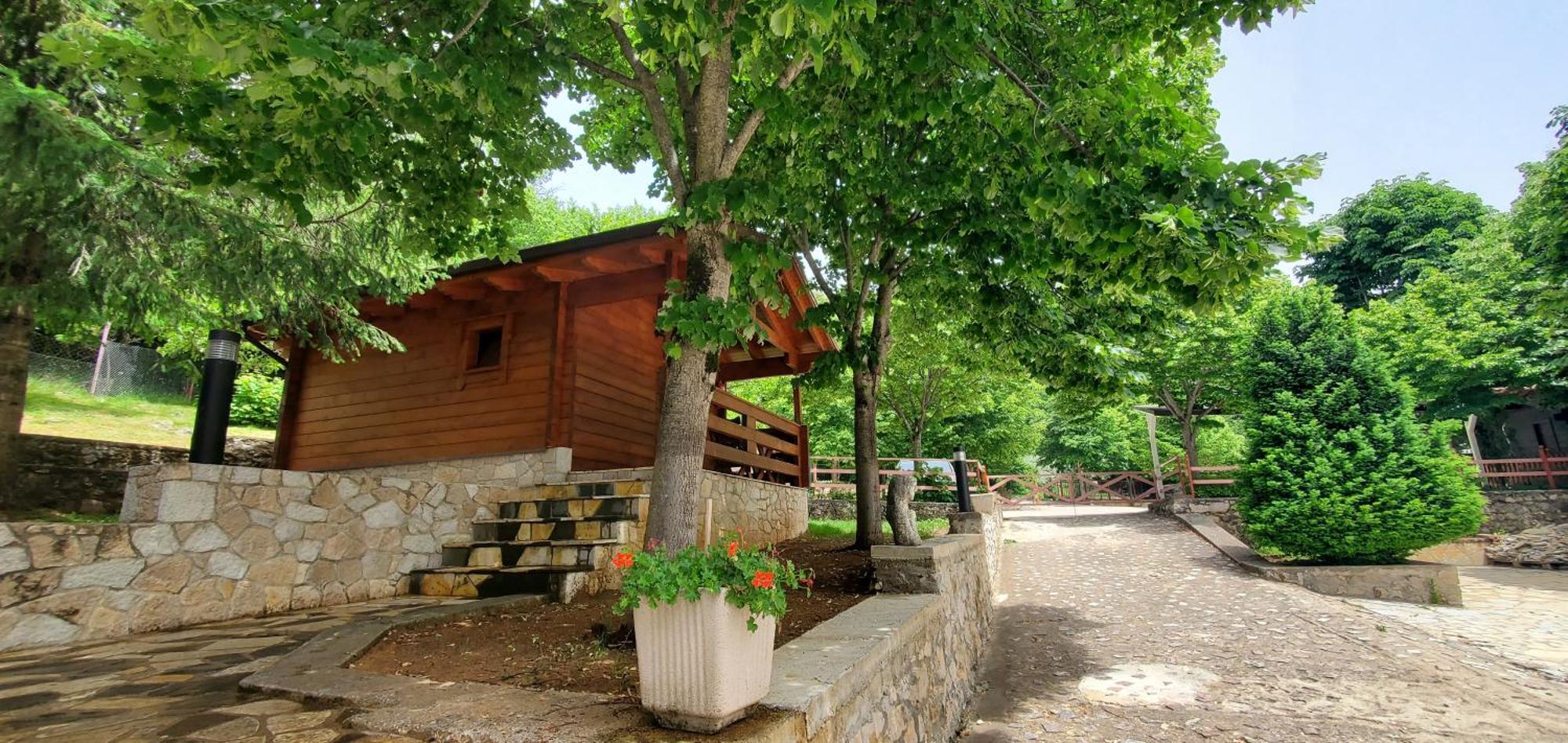 Hotel Panorama Dajt Exterior photo